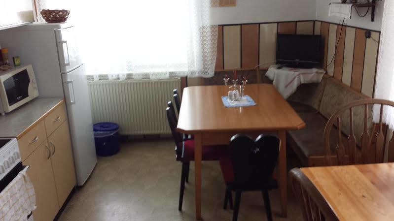 Hostel Mama's House *